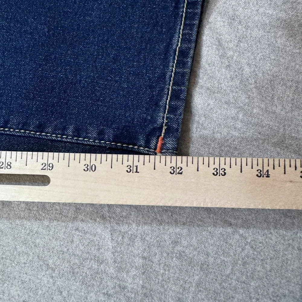 True Religion Jeans Mens 38X32 Geno Relaxed Slim‎ SN Flap Denim Medium Wash